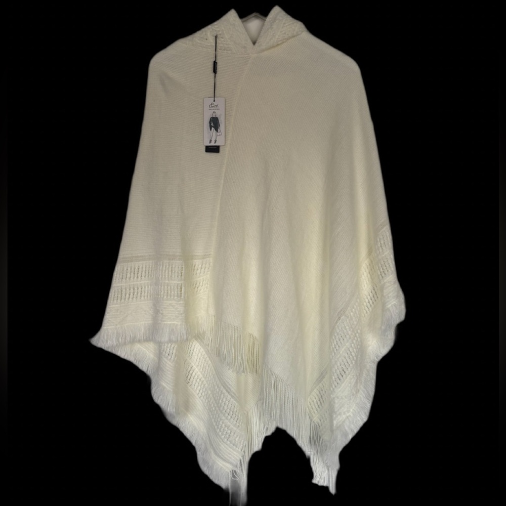 NWT | Ferand Hooded Knit Poncho with Fringe – Ivory